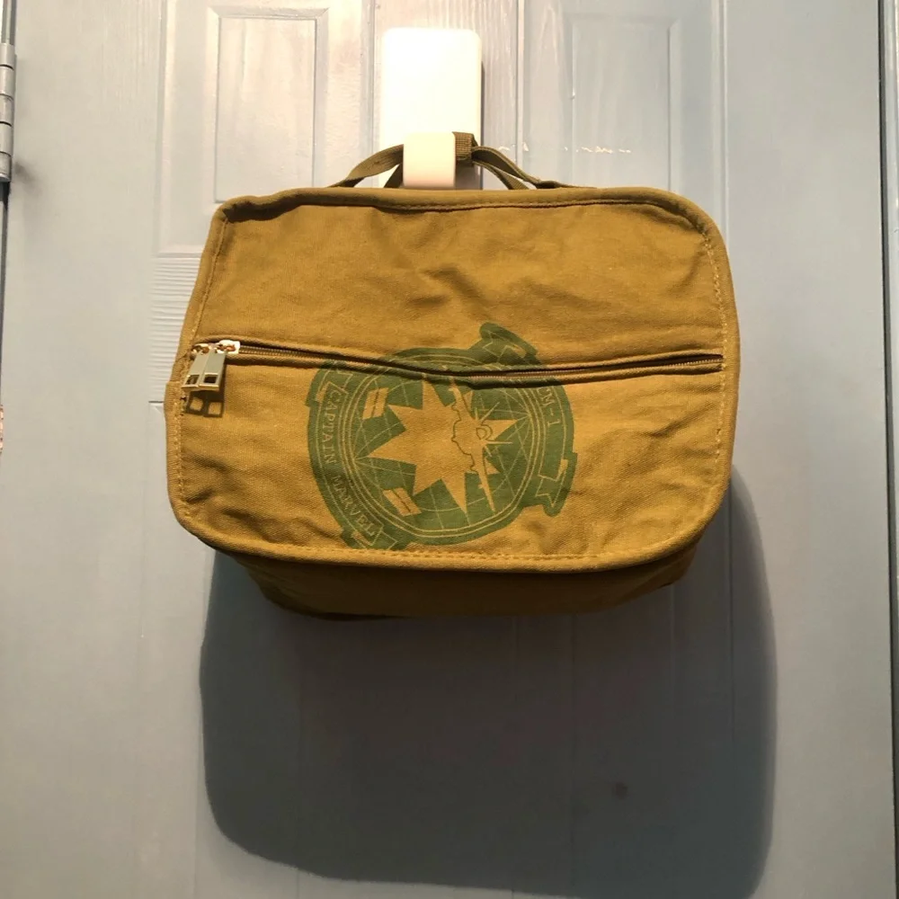 Captain Marvel Reversible Mini Backpack - Picture 4 of 5